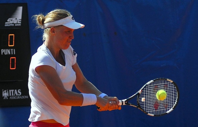 Maša Zec-Peškirič je izgubila  v 1. krogu ITF turnirja  v Mestrah