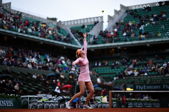 Marija Šarapova ima v karieri osvojene vse štiri Grand Slam turnirje, Roland Garros je osvojila leta 2012. V 3. krogu je danes počistila z Argentinko Ormaecheo s 6-0, 6-0