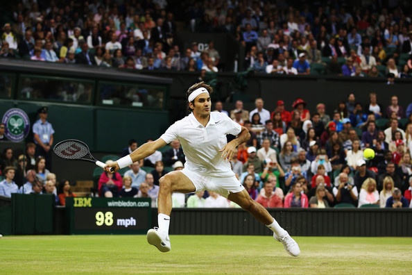 Roger Federer je prikazal vrhunsko predstavo na sveti travi. Ja, ni zastonj travnati kralj.