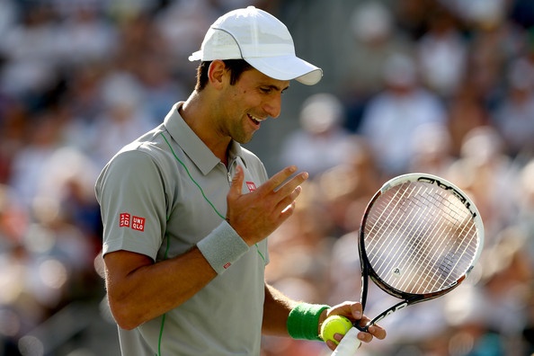 Drugopostavljeni Novak Djokovič se je privlekel do finala Indian Wellsa, kjer bo odmeril moči s 17-kratnim zmagovalcem Grand Slamov, Rogerjem Federerjem