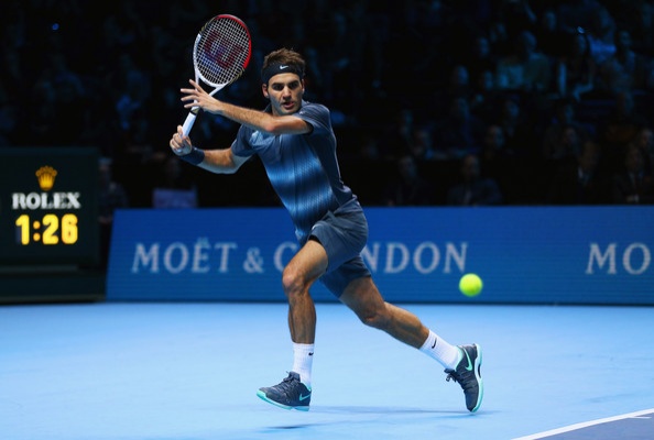 Roger Federer je 12-ič zapored udeleženec zaključnega mastersa. V uvodnem obračunu se je dobro držal dva niza, v tretjem je bil Djokovič precej boljši