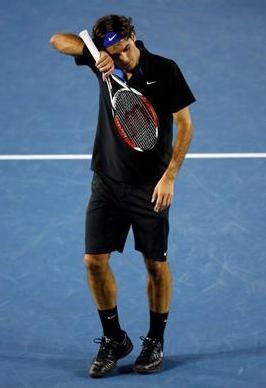 Slabi nastopi so se začeli že na prvem grand slamu sezone v Melbournu, ko ga je v polfinalu ugnal kasnejši zmagovalec Novak Djoković
