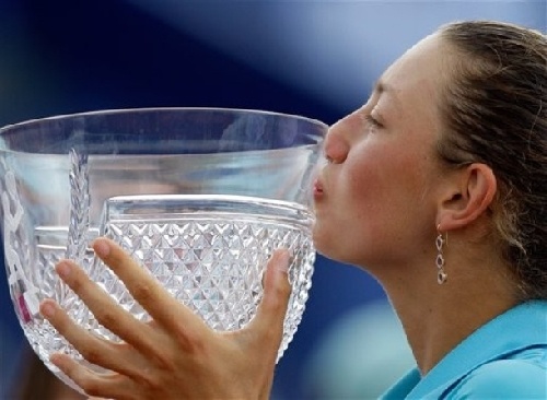 Yanina Wickmayer je letošnja zmagovalka Estorila