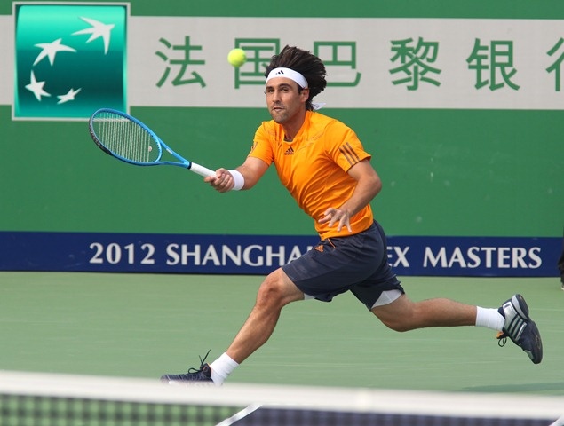 Marcos Baghdatis je v 2. krogu Šanghaja izločil Miloša Raonića