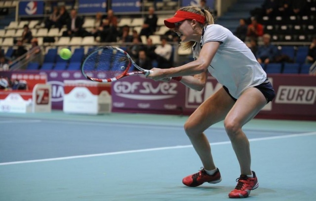 Alize Cornet je razveselila domače gledalce z uvrstitvijo v 2. krog. Danes je bila boljša od Sofie Arvidsson