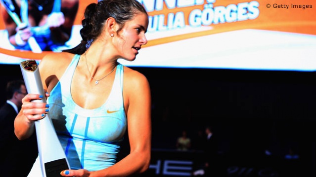 Julia Goerges je branilka naslova