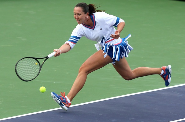 Zmagovalka Indian Wellsa 2010 Jelena Janković je 1. niz proti Kuznjecovi dobila s 6-0, nato pa izgubila