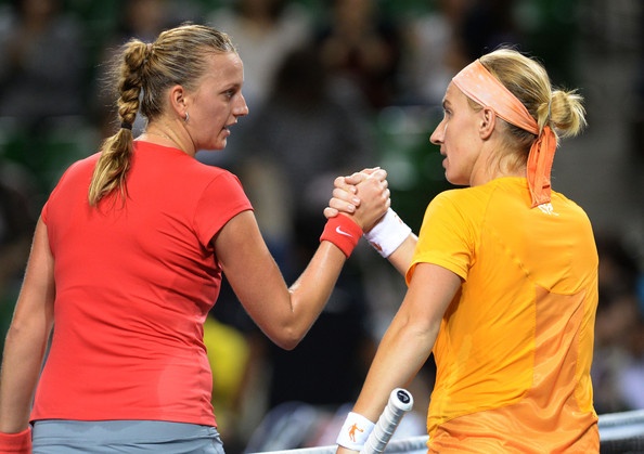 Čehinja Petra Kvitova (levo) je v četrtfinalu izločila Svetlano Kuznjecovo