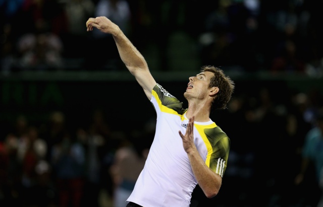 Andy Murray je po izgubjenem prvem nizu sestavil misli in igro ter pričakovano prišel v finale Miamija