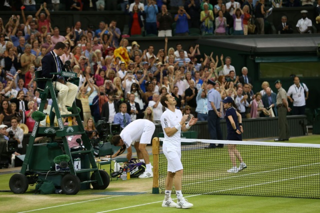 Andy Murray bo v nedeljo pred veliko preizkušnjo. Po 77.letih bo poizkušal naslediti slovitega Freda Perrya, ki je kot zadnji Britanec na Wimbledonu slavil leta 1936