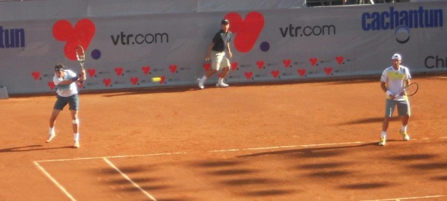 Rafa Nadal in Juan Monaco sta v 1. krogu s 6-3, 6-2 ugnala Cermaka in Dlouhya