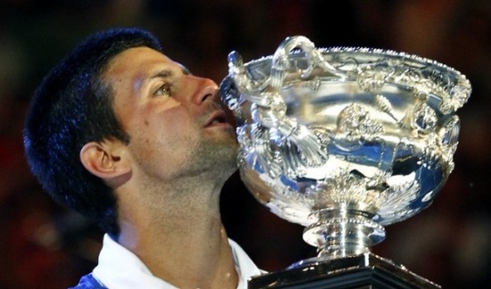 3. nosilec OP Avstralije Novak Đoković je v finalu deklasiral vrstnika Murraya