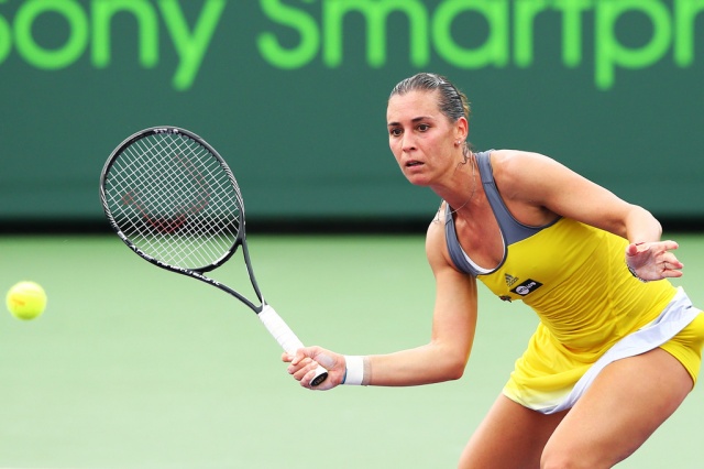 Flavia Pennetta se je februarja na turnejo vrnila po poškodbi zapestja, v 1. krogu Miamija pa je zlahka izločila Johanno Larsson