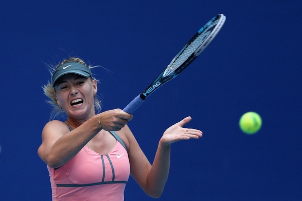Marija Šarapova je brez izgubljene igre napredovala v polfinale skoraj 5 milijonskega WTA turnirja v Pekingu