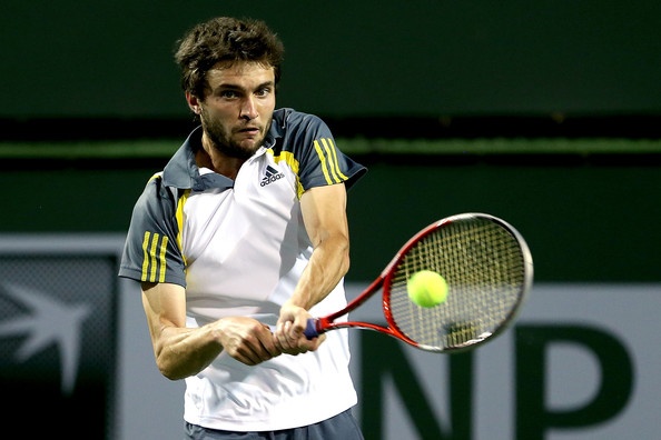 Gilles Simon se je izvil iz primeža rojaka Paireja ter odšel v osmino finala prvega mastersa sezone
