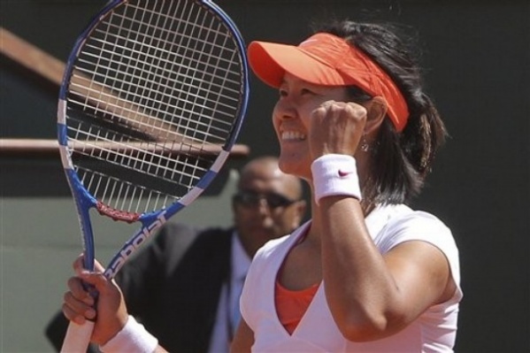 Kitajka Li Na je polfinalistka Roland Garrosa in bo za veliki finale igrala z Marijo Šarapovo