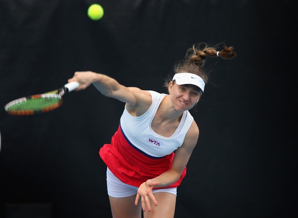 Mona Barthel je lani ob takšne času zmagala na WTA turnirju v Hobartu. Tudi letos je na začetku sezone v odlični formi. V Aucklandu se je uvrstila najmanj v polfinale