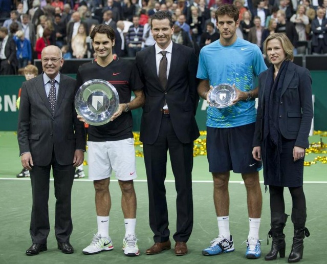 Roger Federer je po letu 2005 spet zmagal v Rotterdamu. Letos je to zanj prva lovorika