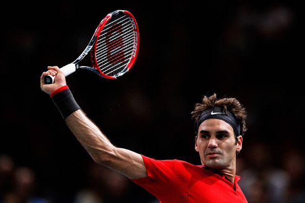 Roger Federer vrši pritisk na Djokoviča in lovi številko 1. Bo Švicarju uspelo končati še šesto leto kot vodilni in izenačiti rekord Peta Samprasa?
