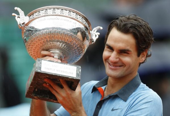 Roger Federer je na peščenem grand slamu slavil leta 2009 in kompletiral zbirko iz vseh štirih največjih turnirjev sveta