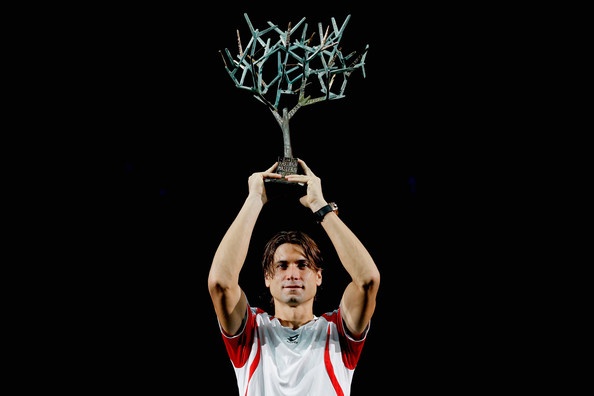 David Ferrer je dvignil prvi pokal v karieri, ki pripada zmagovalcem mastersov