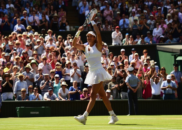 Španka Garbine Muguruza je lani na OP Francije Sereni Williams prizadejala najhujši poraz na turnirjih velike četverice