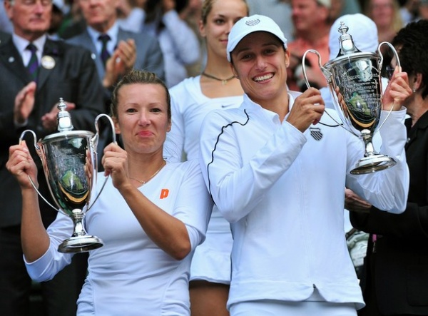 Katarina in Kveta dominirata v ženskem svetu tenisa (dvojice). Skupaj sta se zavihteli na vrh Wimbledona