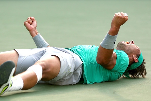 Španski teniški as Rafael Nadal je čustveno praznoval osvojeni naslov v Indian Wellsu