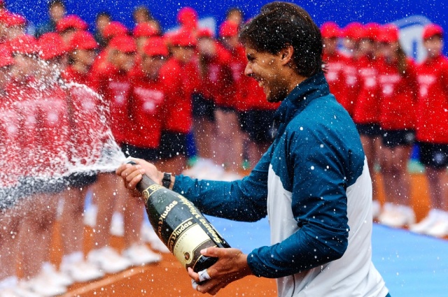 Rafael Nadal se je zasluženo poveselil 8. naslova v Barceloni