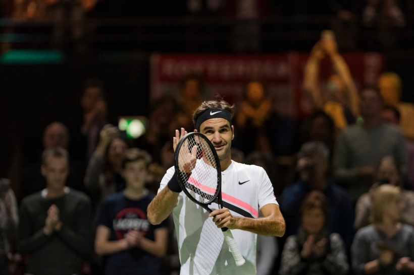 Roger Federer - velikan tenisa, je pri 36 letih spet 1.- teniški igralec sveta.
