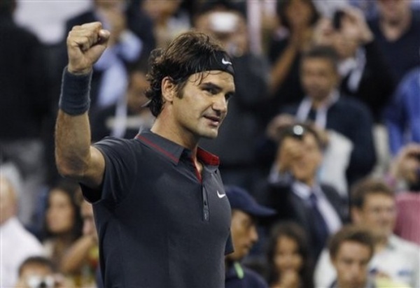 30-letni Roger Federer je Tsongi odčital lekcijo tenisa ter se uvrstil v 8. zaporedni polfinale  na US Openu