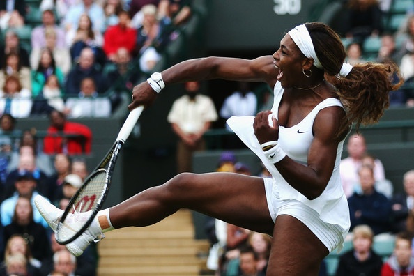 Serena Williams ne more biti zadovoljna z letošnjo sezono. Porazi se kar vrstijo in vrstijo, danes jo je na Wimbledonu šokirala Alize Cornet. Francozinja jo je v tej sezoni premagala že dvakrat.