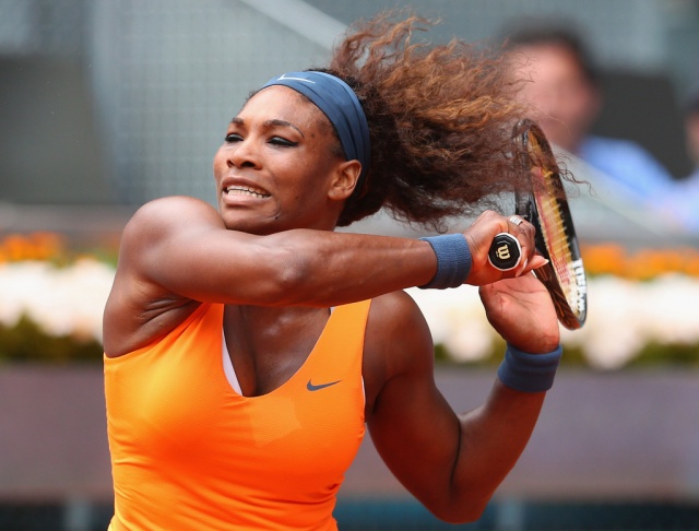 Serena Williams je na pesku dobila 25 od zadnjih 26 dvobojev. Turnir v Madridu mora končati bolje kot Šarapova, da ohranil status številke 1
