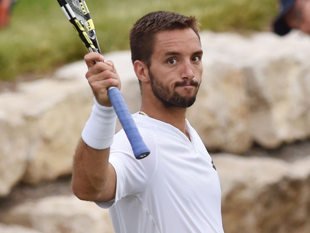 Viktor Troicki bo v nedeljo lovil 3. naslov na ATP turnirjih. Prvič je zmagal leta 2010 v Moskvi, drugič letos v Sydneyu. Oba turnirja sta bila na trdi podlagi, tokrat pa je Srb v finalu travnatega dogodka v Stuttgartu.