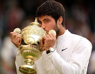 Alcaraz Đokoviču v finalu Wimbledona preprečil misel na grand slam