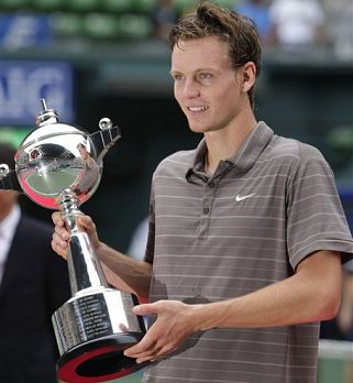 Tomas Berdych slavil v Tokiu