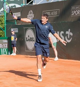 Veteran Tommy Robredo izločil Blaža Rolo v Poznanu!