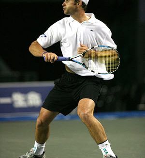 Andy Roddick saniral poškodbo in podaljšal pogodbo s podjetjem Lacoste!