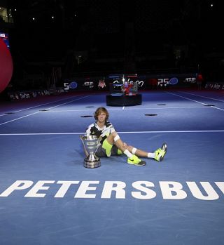 Andrej Rubljov osvojil Sankt Peterburg in ujel Djokoviča!