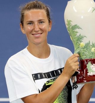 Viktorija Azarenka po štirih letih spet na vrhu. Belorusinja brez boja postala zmagovalka W&S Opna.