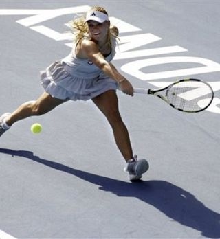 Poraz Jelene Janković in Caroline Wozniacki že v uvodnem krogu!