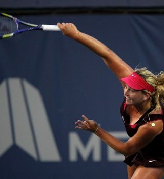 Kvalifikantka Coco v San Diegu izločila finalistko Wimbledona Zvonarjovo!
