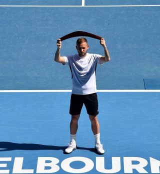 Mladi Auger Aliassime zbira poraze v finalih, v Melbournu ga je tokrat ugnal Daniel Evans