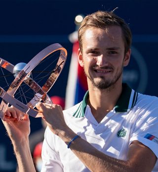 Medvedjev z zmago v Torontu ujel Zvereva po masters naslovih