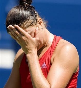 Dinara Safina v solzah : 