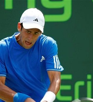 Djoković v ČF s Tsongo; Murray se je znesel nad Troickim