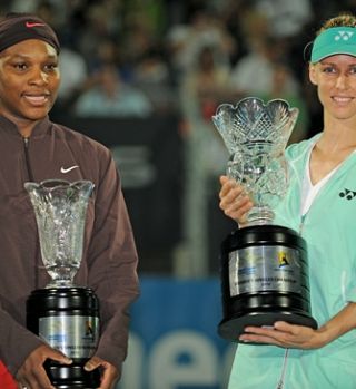 Jelena Dementjeva je v finalu Sydneya deklasirala Sereno Williams!