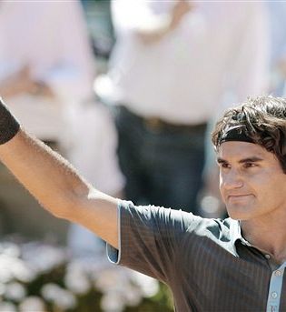 Federer zlomil Roddicka v tretjem nizu; Nole preskočil Ljubičića