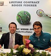 ''Počutim se kot bi se poročil'', je dejal Federer in podpisal pogodbo do konca kariere!