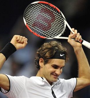 Roger Federer se je odločil. Novi trener je Darren Cahill!